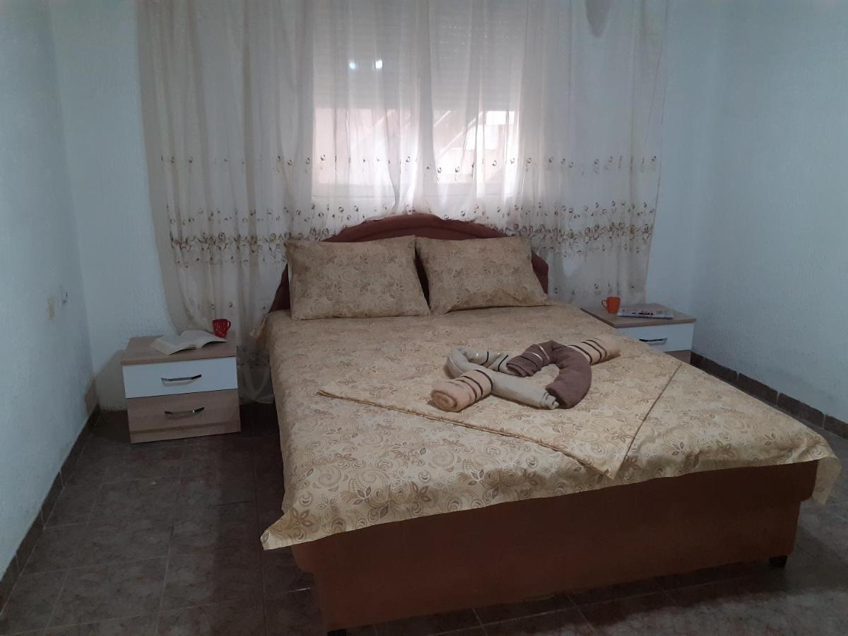 Studio-Apartman Milena 2 Podgorica Extérieur photo